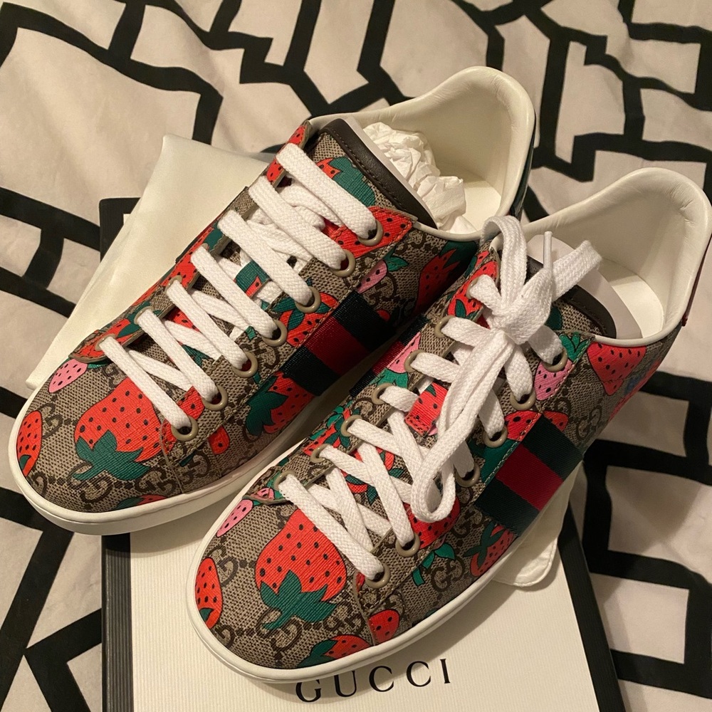 Gucci Strawberry Monogram Ace Sneaker